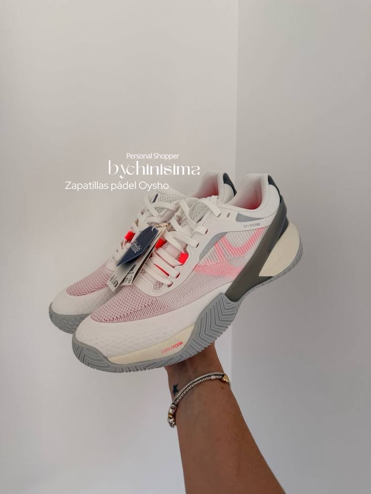 Zapatillas deportivas en rosa y blanco