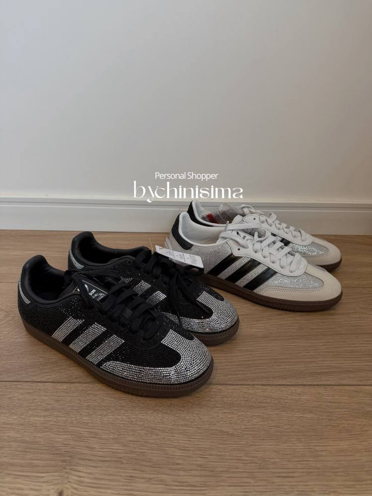Zapatillas negras y con brillos