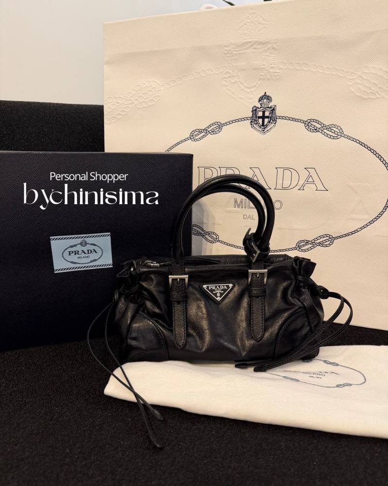 Cartera de cuero negra